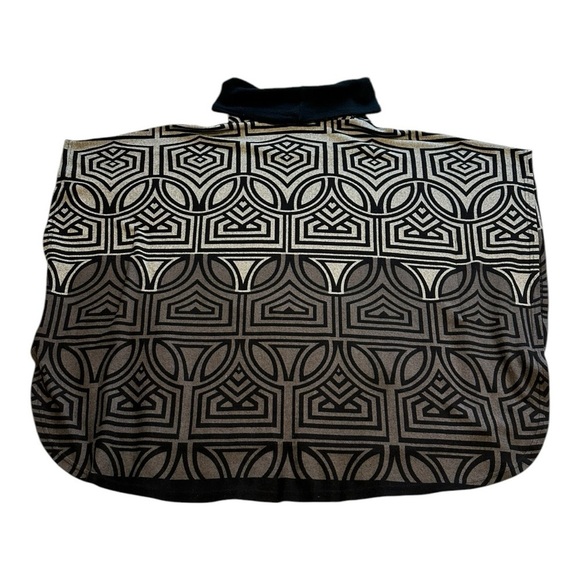 Papillon Poncho Sweater Cowl Neck Geometric Design Knit Beige Womens S/M - Picture 4 of 11